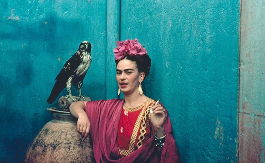 Frida Kahlo inaugura la Torino della fotografia