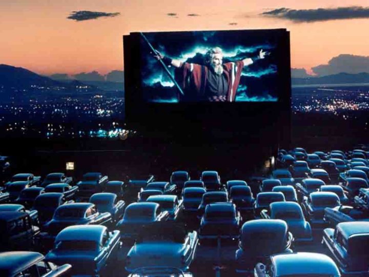 Cinema sotto le stelle: il Coronavirus fa tornare in auge i Drive-In