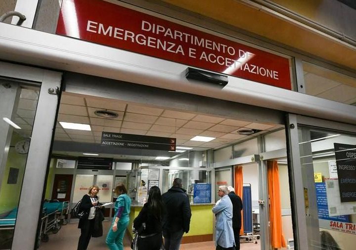 L’allarme dei cardiologi: si muore di infarto, la gente ha paura dell’ospedale