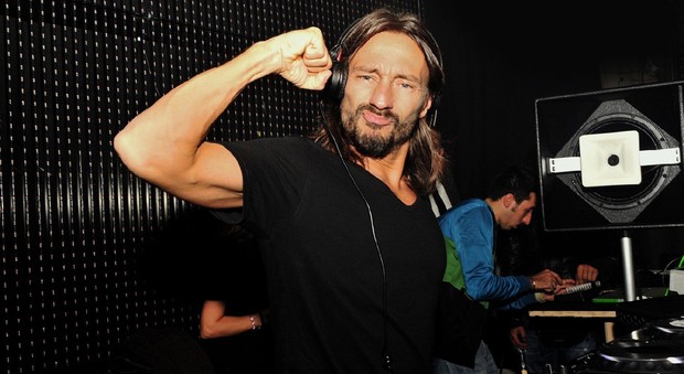 Parte la stagione dei tormentoni: Bob Sinclar torna con “I’m on my way”