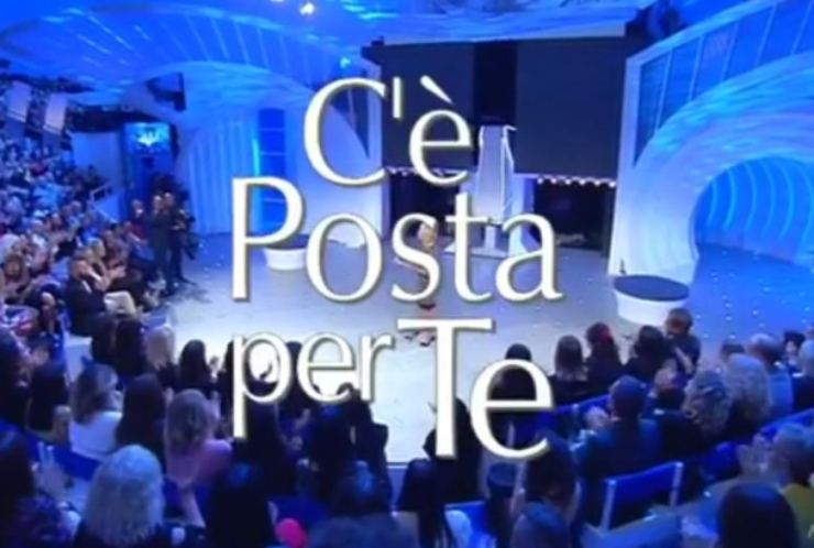 Torna “C’è posta per te”, con il Covid niente ospiti vip