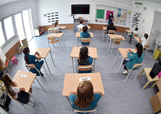 In aula senza mascherina: ecco come si rientra a scuola