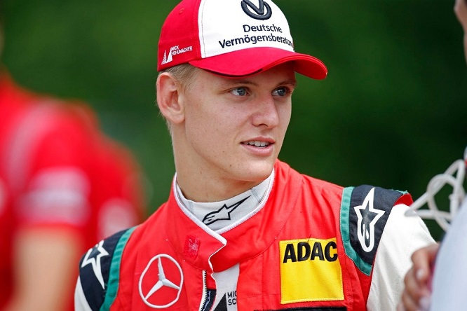 Formula 1: Schumacher jr e altri due giovani leoni Ferrari in pista a Fiorano