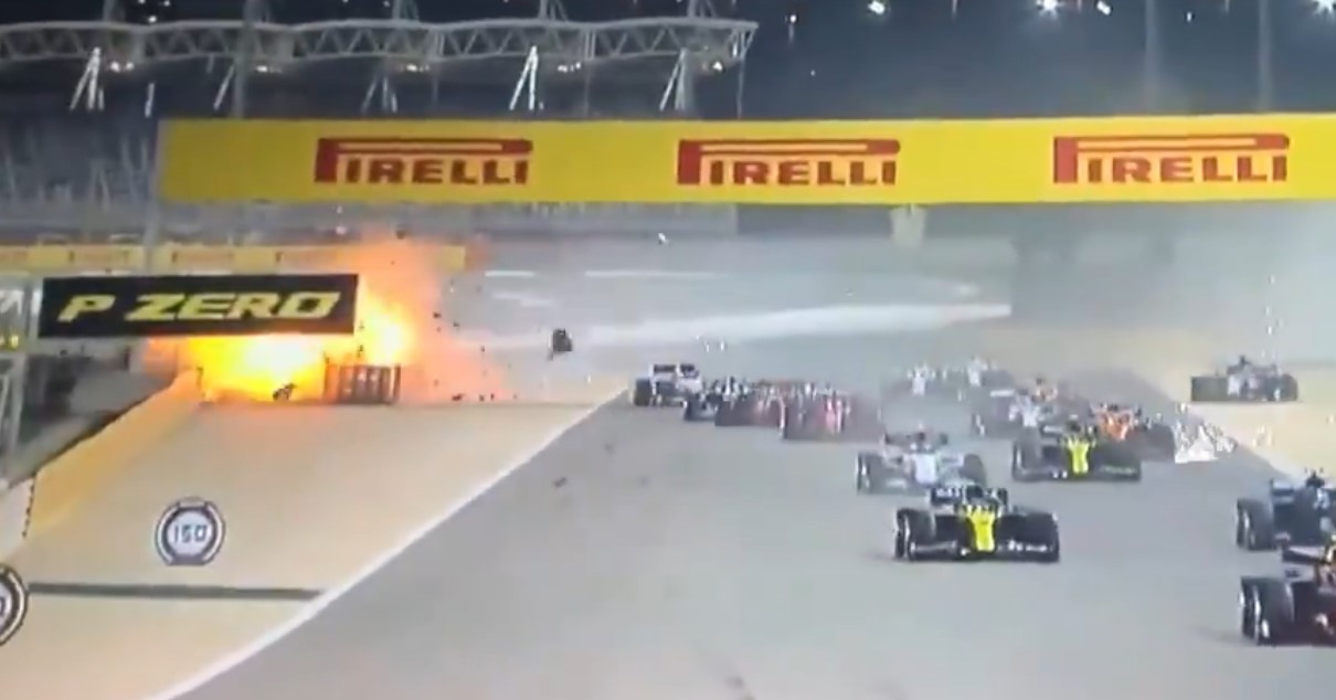 Formula 1: paura in Bahrain, la Haas di Grosjean in fiamme