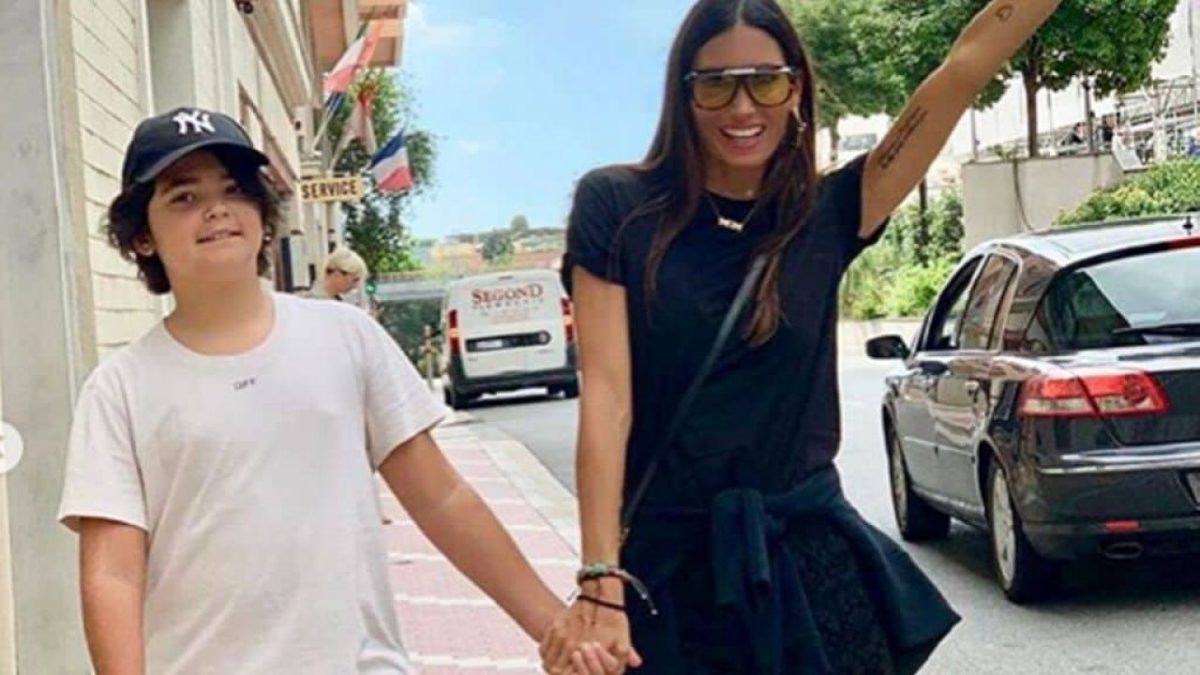 Elisabetta Gregoraci torna nella sua vera casa dal figlio