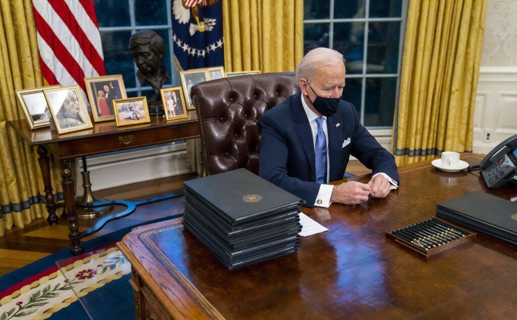 Joe Biden lancia la sfida «Vaccino, economia e razzismo»