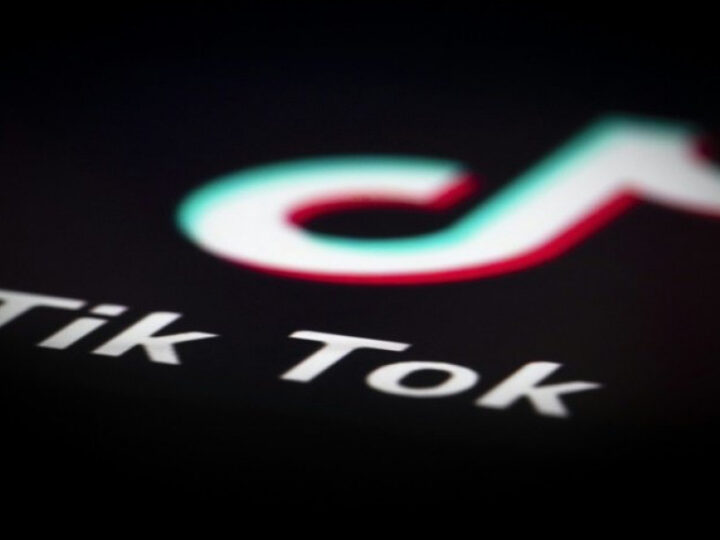 TikTok: Sedicenne in fuga con una coetanea