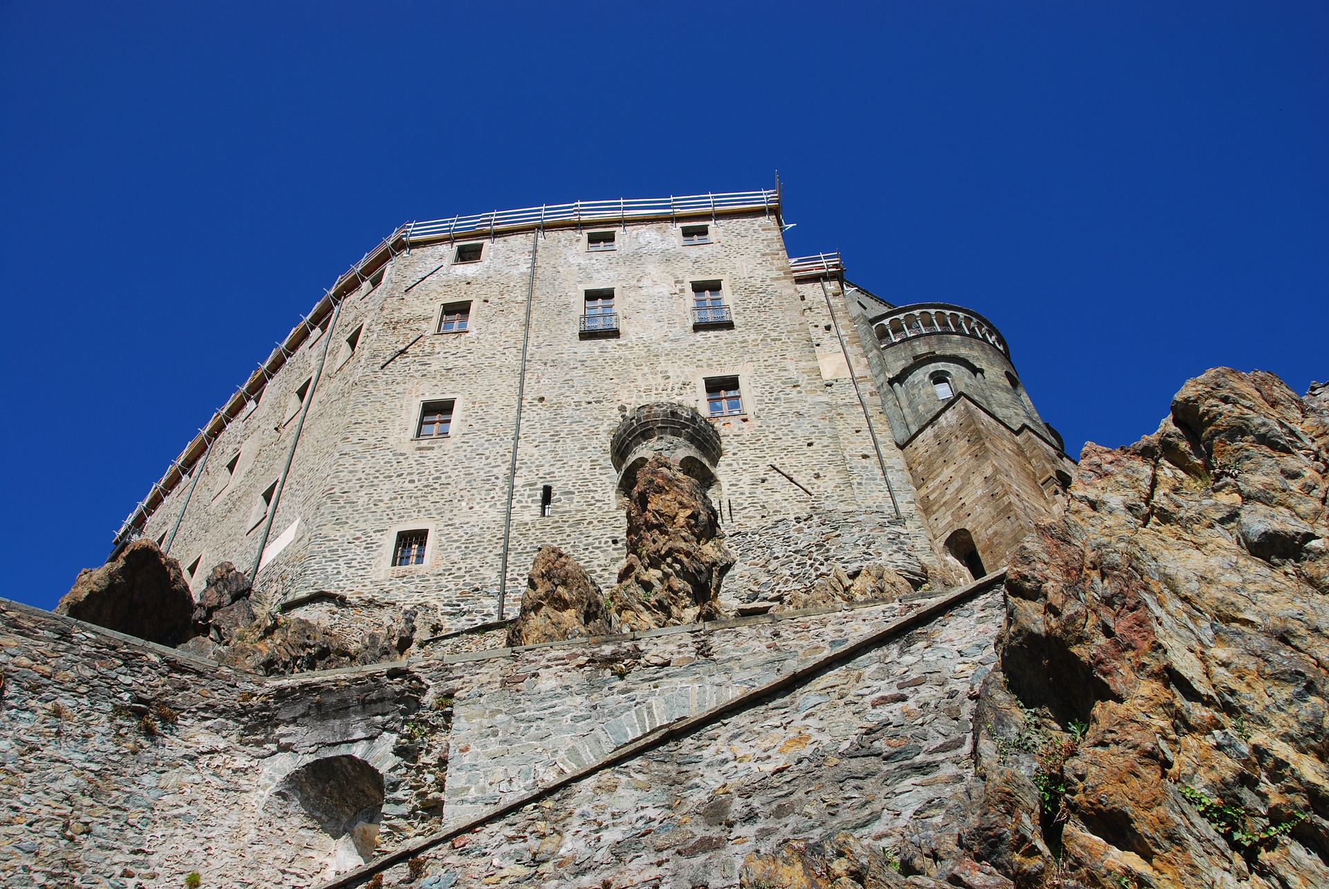 La Sacra di San Michele: uno dei simboli più importanti della regione piemontese