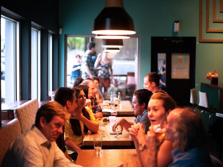 Posti al tavolo al Ristorante: ecco le nuove regole