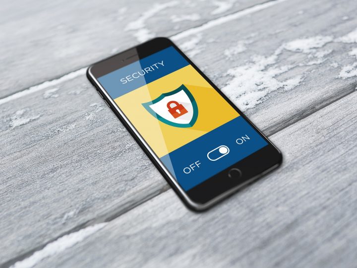 Hacker Smartphone: come scoprire se il proprio telefono è sotto attacco