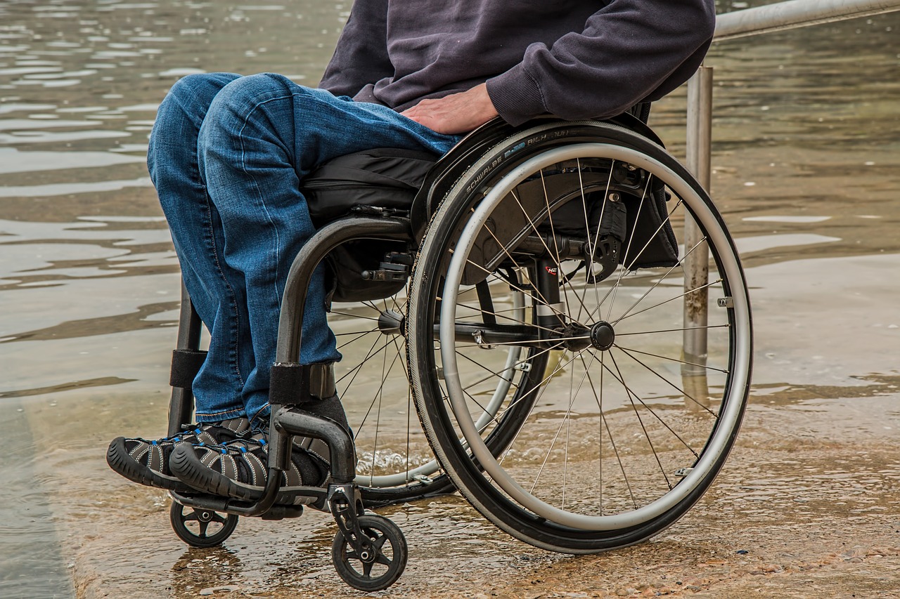 Violenza sui disabili, arrestati sette educatori di una cooperativa di cura di Varese