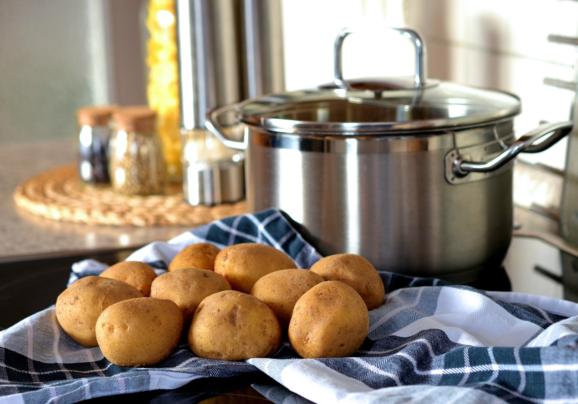 Rotolo di patate ripieno