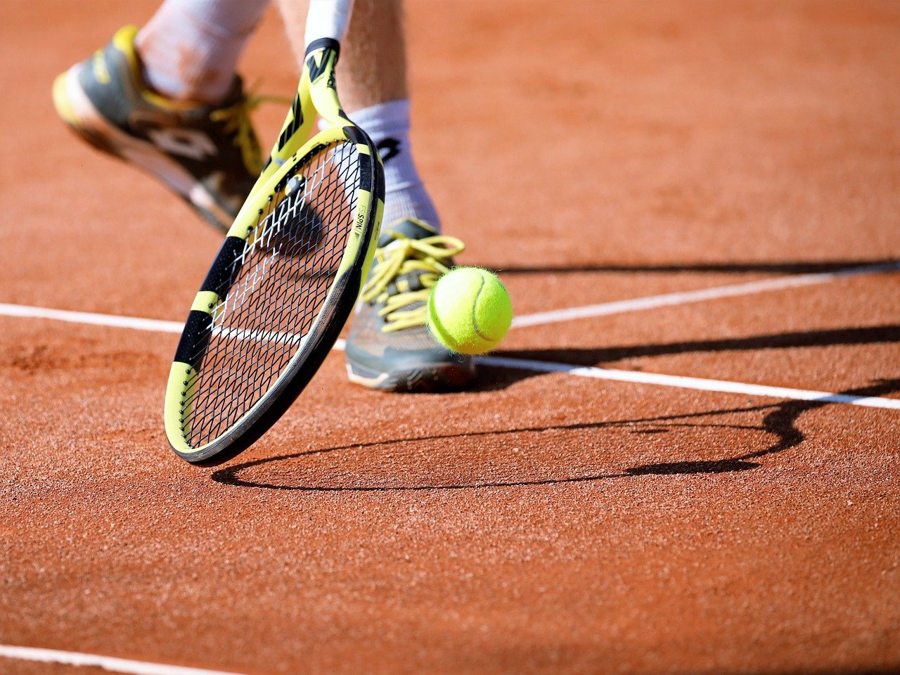 Tennis, vuoi migliorare? Questi esercizi per gli addominali ti aiuteranno