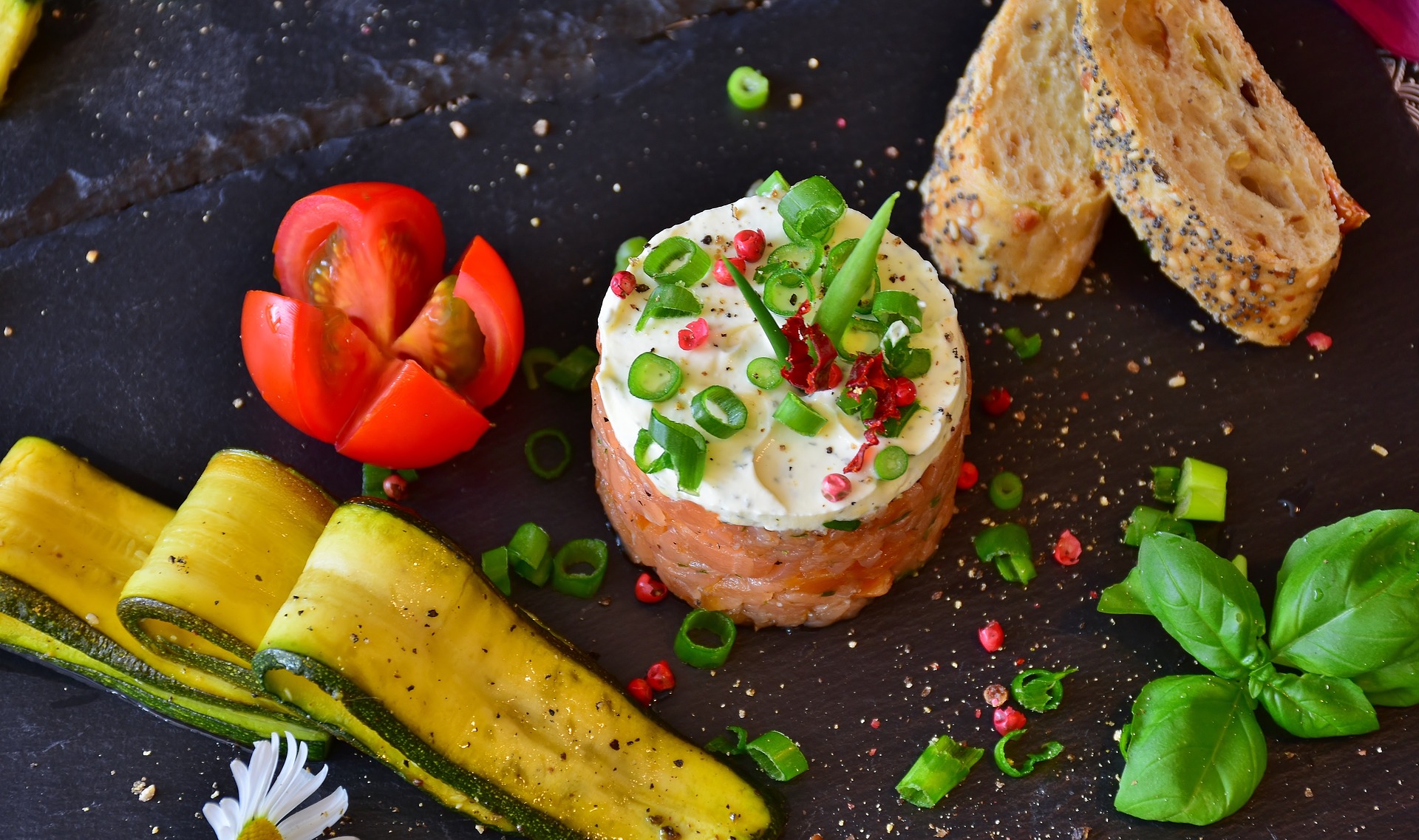 Tartare mediterranea di spada