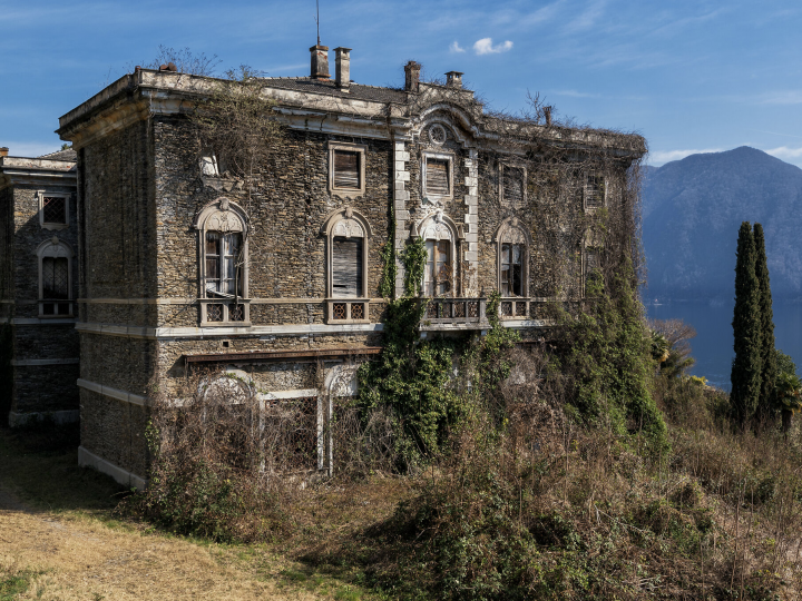 “La Regina abbandonata”, una villa misteriosa