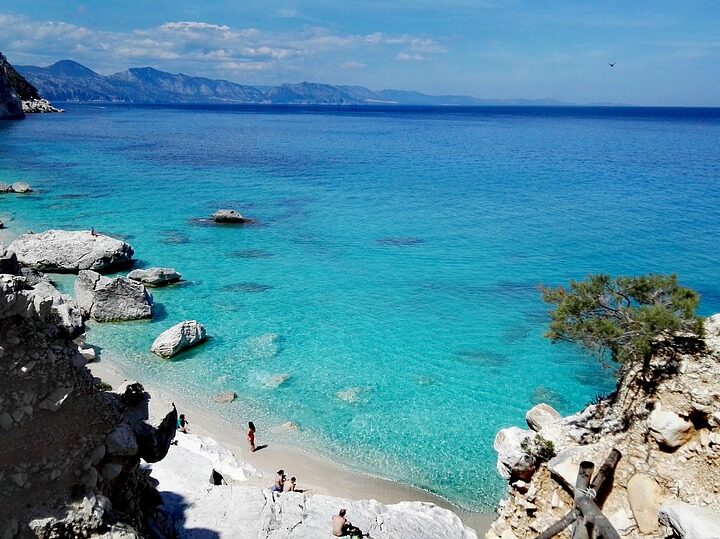 Costa Paradiso Sardegna: dove si trova e spiagge