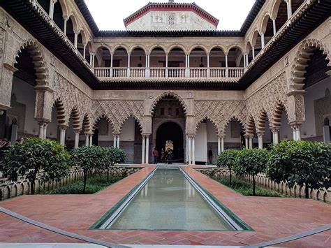 Alcazar Siviglia: cosa vedere e cosa fare