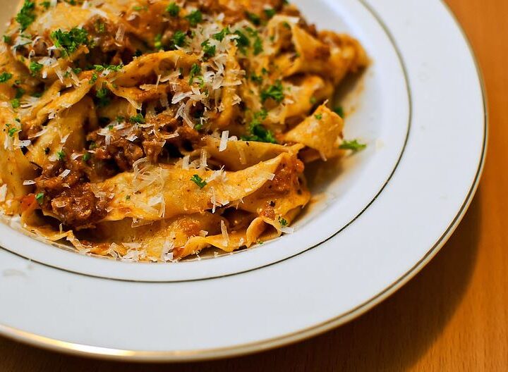 Pappardelle con salsiccia e porri