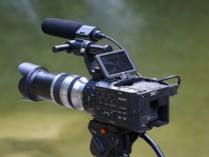 Videocamera per video YouTube: quale scegliere per iniziare?