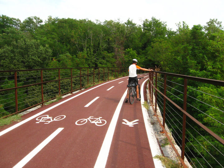 Le piste ciclabili più belle d’Italia: un viaggio su due ruote tra natura e cultura