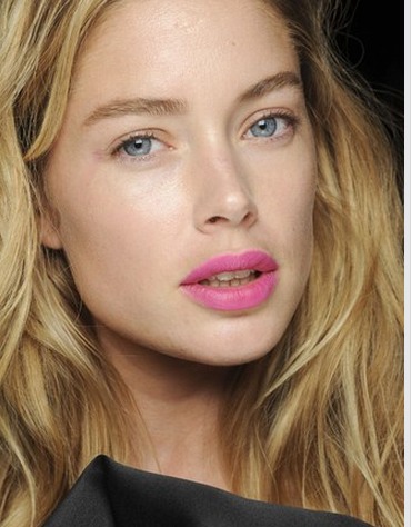 Il lip flip: rischi e controindicazioni