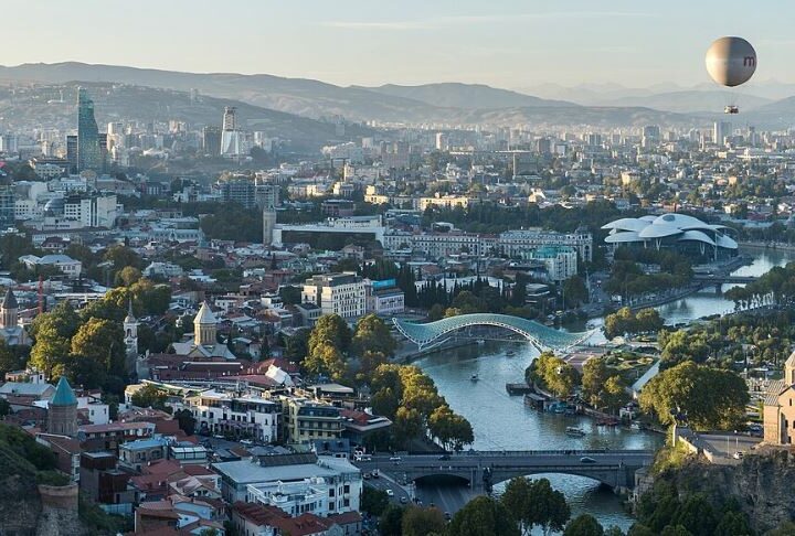 Tbilisi: dove l’anima del Caucaso ti prende per mano
