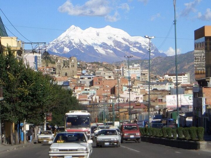 La Paz, Bolivia: un viaggio tra cielo, storia e meraviglia urbana