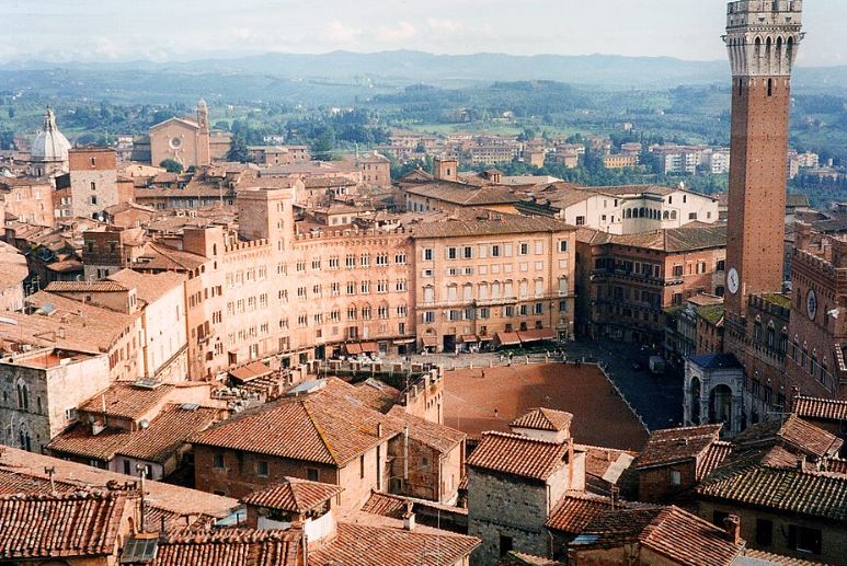 Siena: un gioiello medievale che vive, respira e incanta