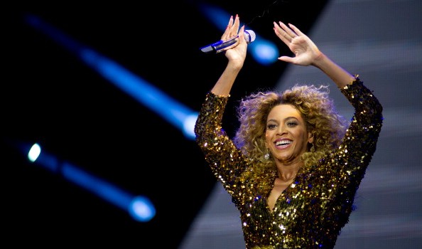 Beyoncè miliardaria con la musica country